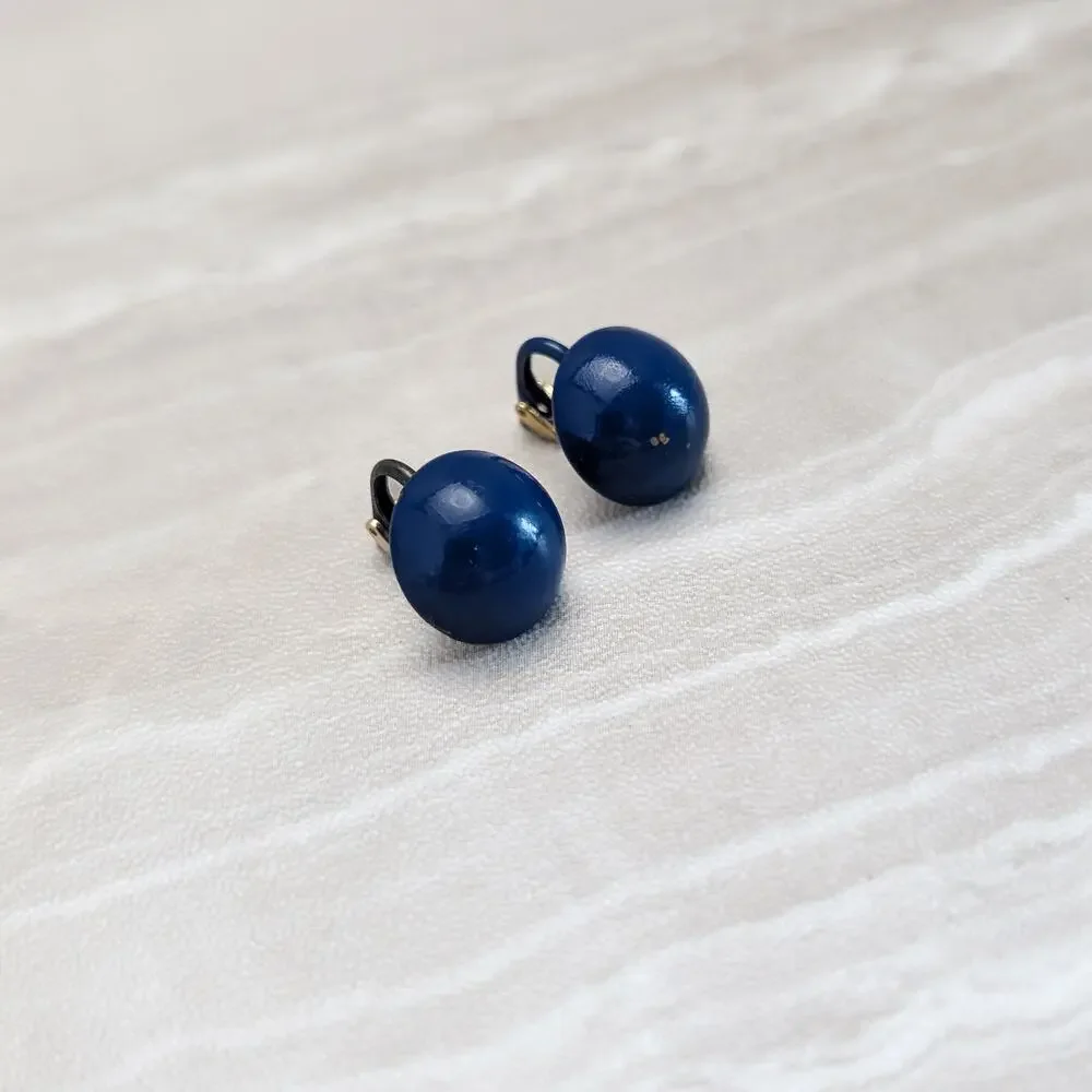Vintage clip earrings
